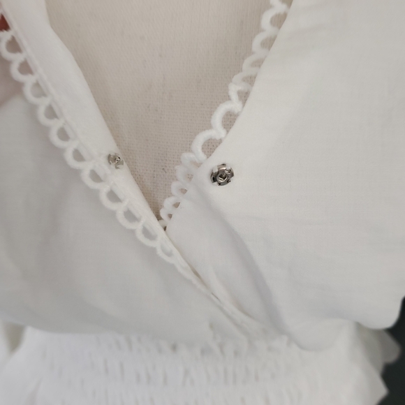 Wayf Smocked Delancy V-Neck Top - Picture 6 of 11